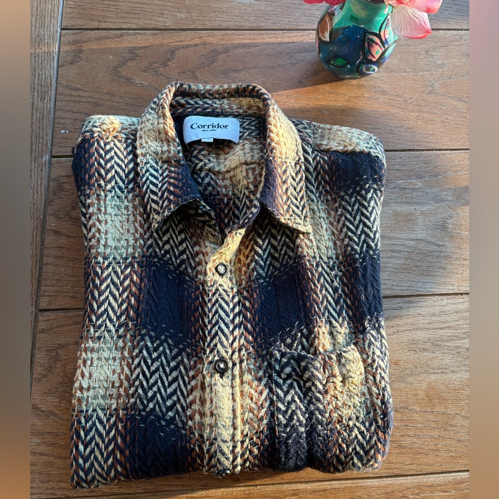 Corridor New York Woven Plaid Button-Up Shirt – Size M